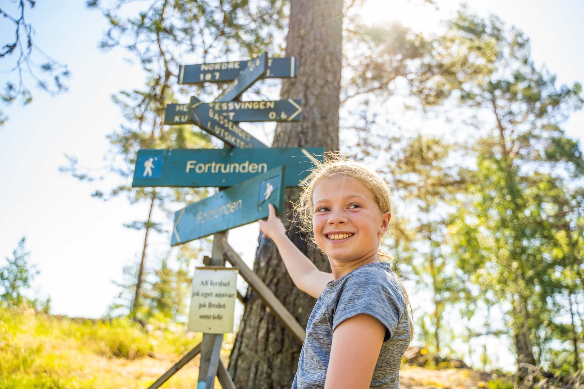 Reiselivsfoto med mennesker i miljø